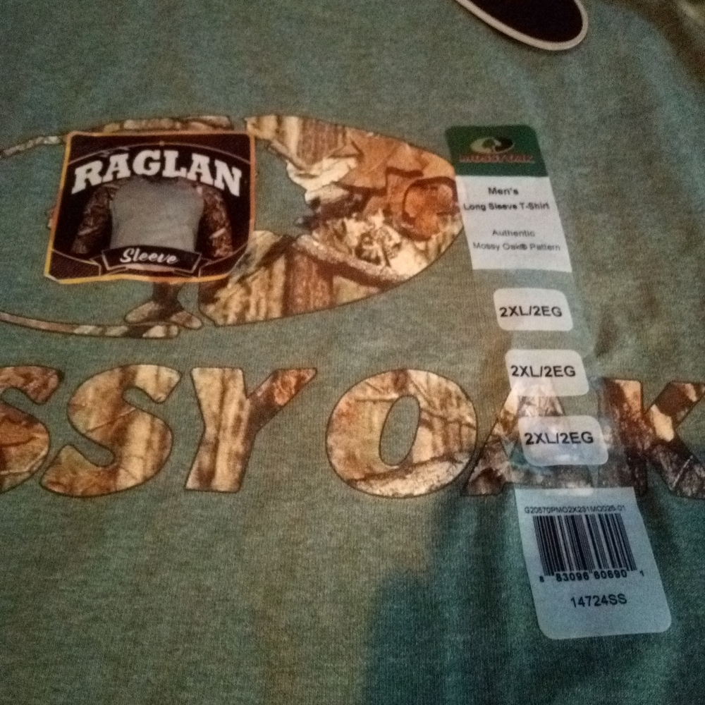 Mossy Oak Raglan Tee